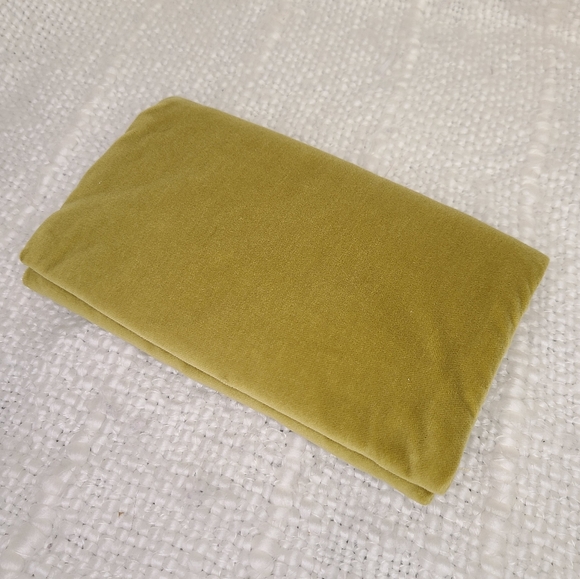 💛 Gucci Limited Edition Yellow Velvet X-Large Sunglass Pouch - Picture 7 of 7